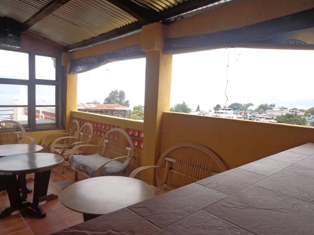 Hotel Don Chema San Pedro La Laguna Buitenkant foto
